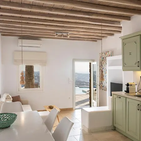 Mykonos Divino * Túrlosz