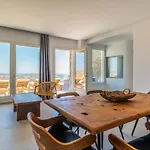 Mykonos Divino *