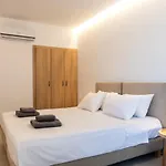 Mykonos Divino