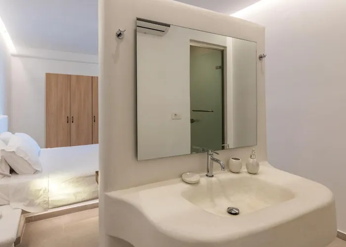 Mykonos Divino * Tourlos