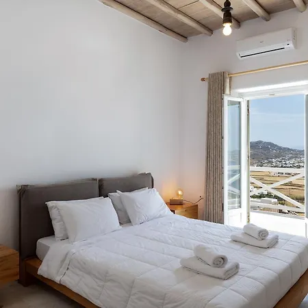 Mykonos Divino