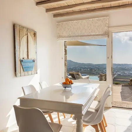 Mykonos Divino Apartment Tourlos