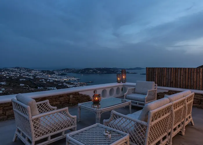 Mykonos Divino Tourlos